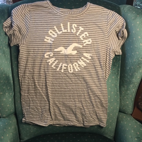 LOT OF 3 Size Medium T-Shirts - Picture 2 of 14